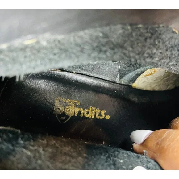 Elegant Black Leather Ankle Boots - Picture 8 of 8